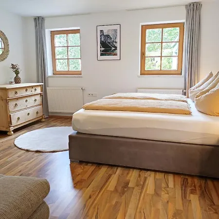 Ihaeusl Aschau Im Zillertal